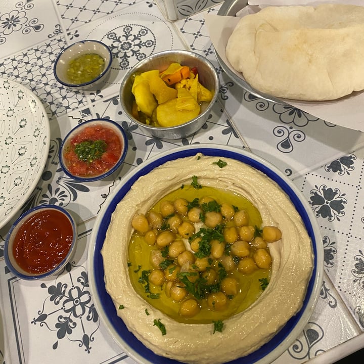 review photo of Hummus Chiang Mai Hummus Set shared by @plantsfeelthough on 10 Nov 2022 - review