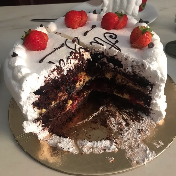 review photo of Pasticceria Montagna Torta Vegana shared by @dalilacolusso on 07 Sep 2022 - review