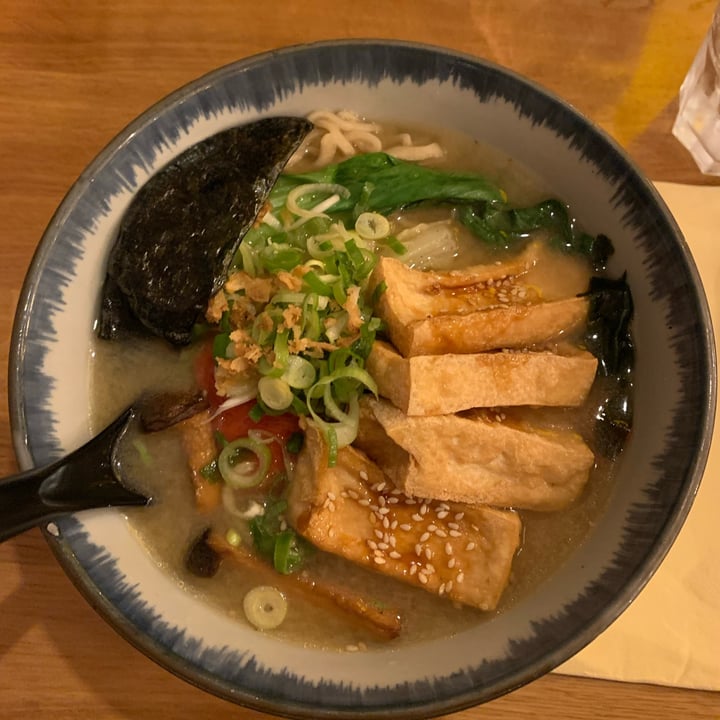 photo of Takumi Ramen Kitchen Milano Spicy veggie tofu miso ramen shared by @lauraaa3 on  24 Oct 2022 - review