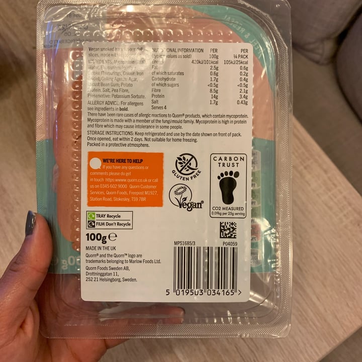 photo of Quorn Smoky Ham Free Slices shared by @emylyfalcao on  13 May 2022 - review