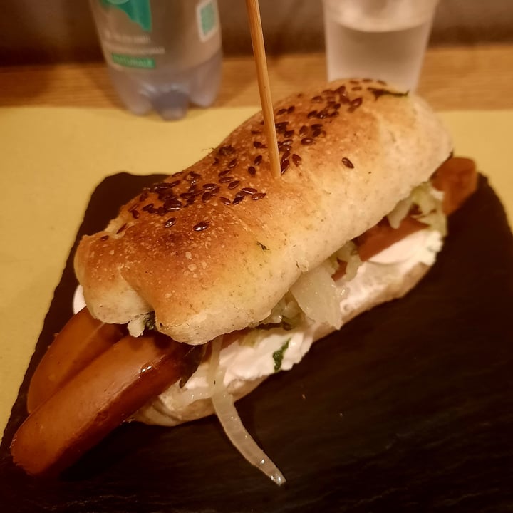 photo of Malerba Hot dog shared by @acilegna on  10 Nov 2022 - review