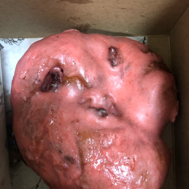 photo of Doe Donuts strawberry rhubarb fritter shared by @pandapalooza7 on  03 Jun 2022 - review