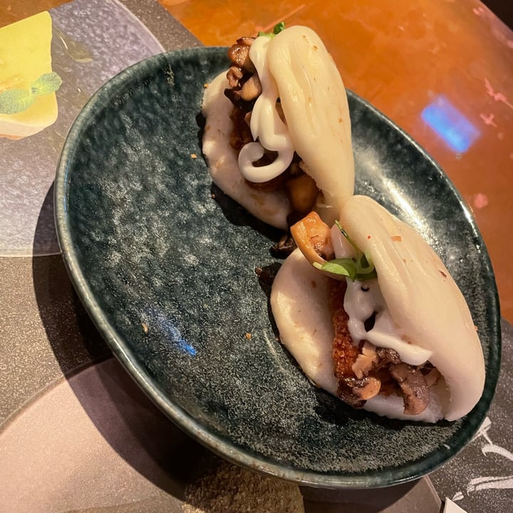 photo of Wagamama Covent Garden Mixed Mushroom Hirata Buns shared by @neets on  20 Nov 2022 - review