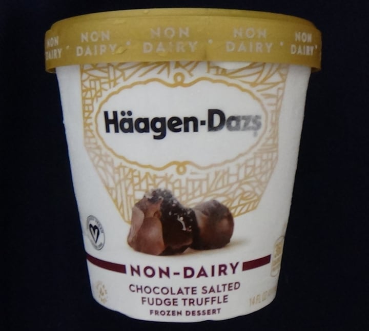 photo of Häagen-Dazs Chocolate Salted Fudge Truffle Ice Cream Tub shared by @feelideal on  18 Jul 2020 - review
