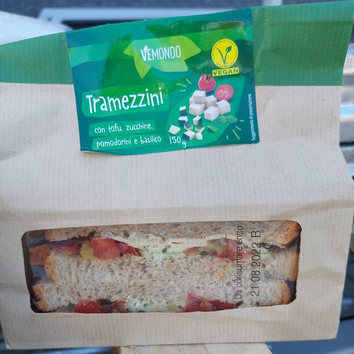 review photo of Vemondo Tramezzini Con Tofu Zucchine Pomodorini E Basilico shared by @pino13 on 25 Sep 2022 - review