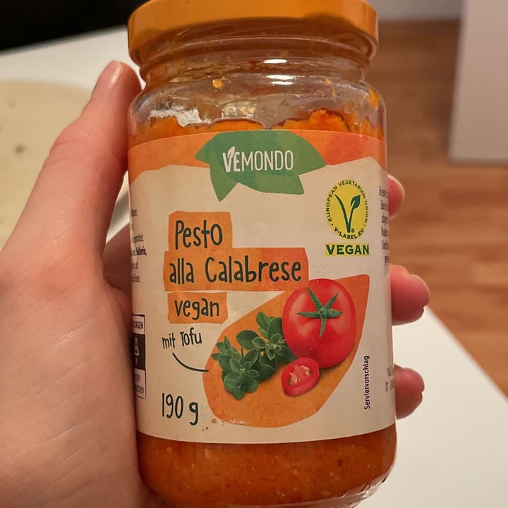 review photo of Vemondo Salsa Pesto a la Calabresa shared by @carlottaphilomena on 06 Nov 2021 - review