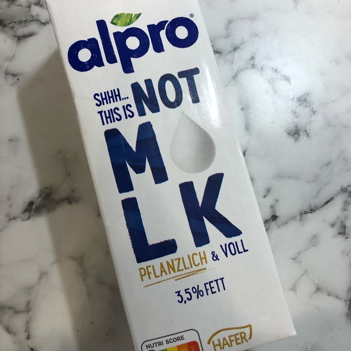photo of Alpro This is not milk 3,5% Fett shared by @hellolen on  28 Dec 2021 - review