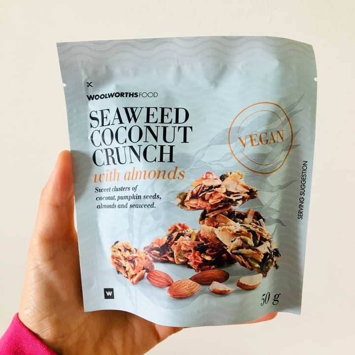 photo of Woolworths Food Seaweed Coconut Crunch with Almonds shared by @taz on  02 Oct 2021 - review