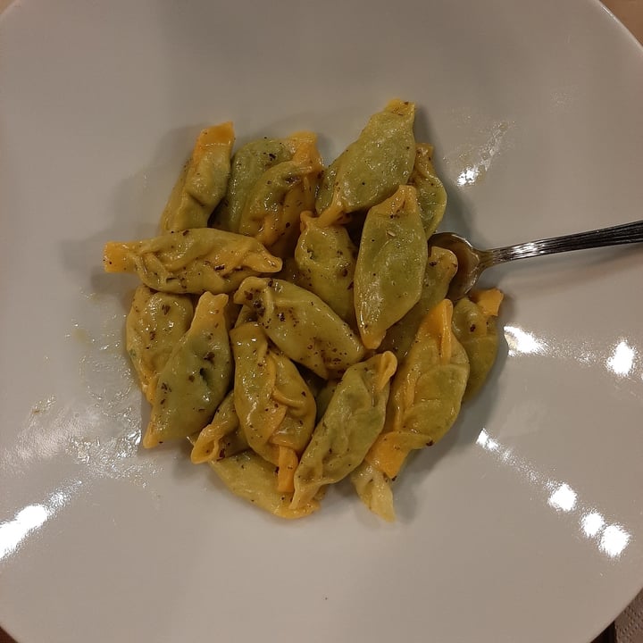 photo of Food Love Tortelli con la coda ripieni di Ricotta e Spinaci shared by @ellymacnina on  29 Jan 2022 - review