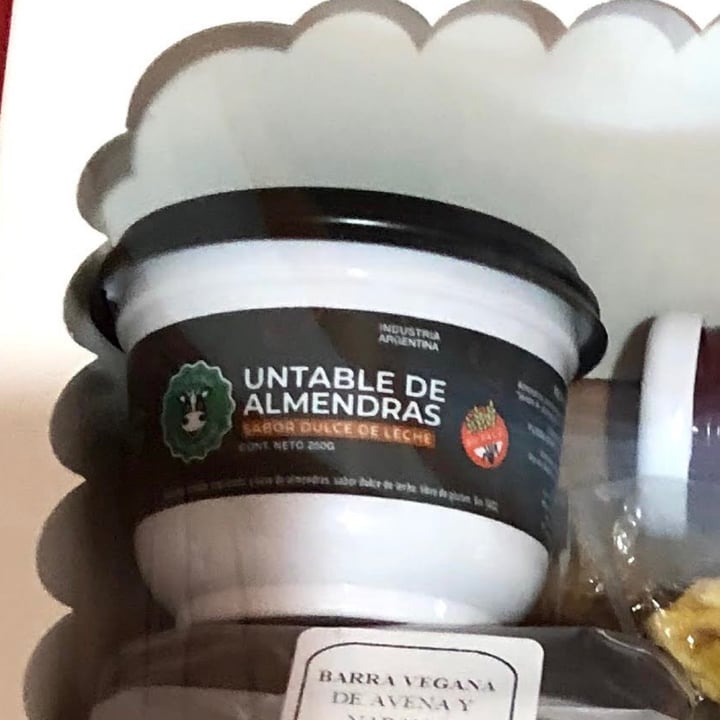 review photo of Felices Las Vacas Untable de Almendras sabor Dulce de Leche shared by @antonellacampano on 05 Feb 2021 - review