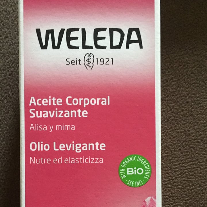 photo of Weleda Aceite corporal de rosa mosqueta shared by @flanakamoto on  11 May 2022 - review