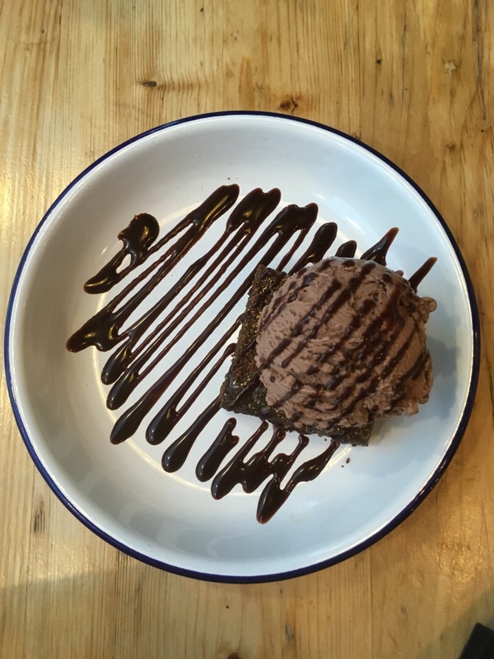 photo of Purezza Brighton Chocolate brownie shared by @danalyla on  09 Sep 2019 - review