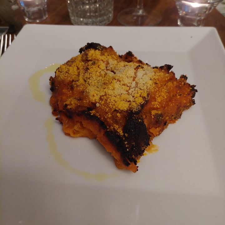 photo of L'OV Osteria Vegetariana Lasagna di Carasau con zucca shared by @elenamiche on  09 Dec 2021 - review