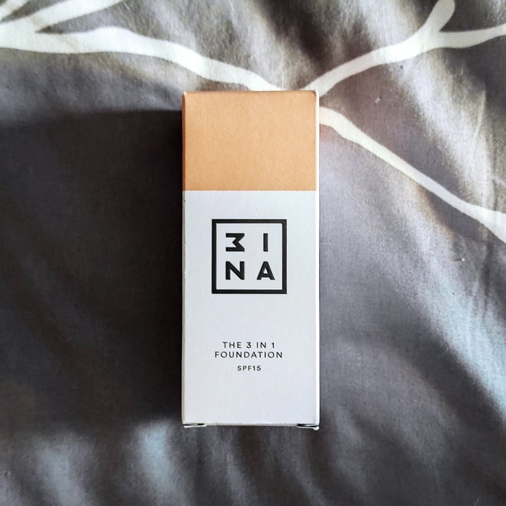 review photo of 3INA The 3 in 1 Foundation shared by @dafi on 08 Sep 2022 - review