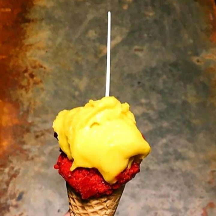 photo of La Pizza di Eataly Gelato de manga e framboesa shared by @anaclis on  28 Feb 2020 - review