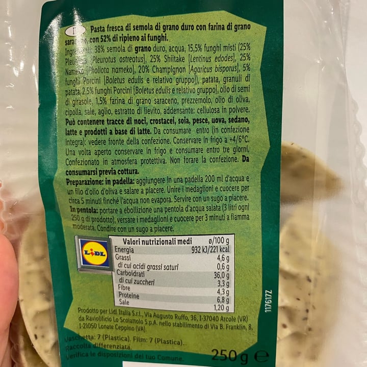 photo of Vemondo Medaglioni ai funghi shared by @elenadale on  06 Apr 2022 - review