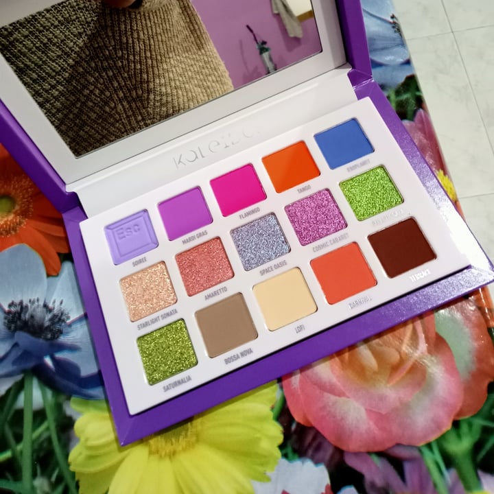 review photo of Kaleidos makeup The escape pod shared by @akahai on 11 Mar 2022 - review
