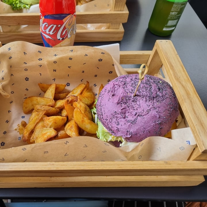 photo of Flower Burger Flower burger shared by @alr on  25 Nov 2021 - review