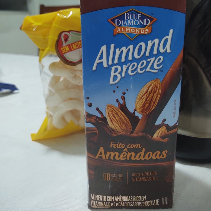 review photo of Blue Diamond Almond Breeze shared by @pazluzeamor2022 on 31 May 2022 - review