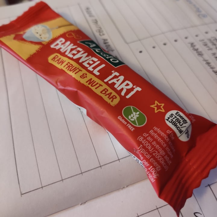 photo of Alesto Bakewell Tart Raw Fruit & Nut Bar shared by @nenehjbee on  29 Jan 2021 - review