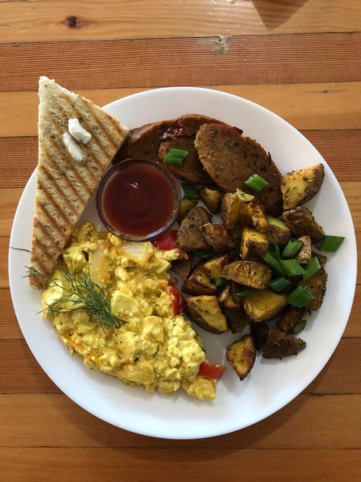 photo of Fern Cafe and Bakery Tofu Scramble shared by @mindyrella on  24 Mar 2019 - review
