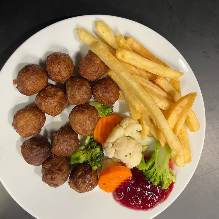photo of IKEA Jurong Restaurant Plant Balls with Fries shared by @erialc on  22 Apr 2022 - review