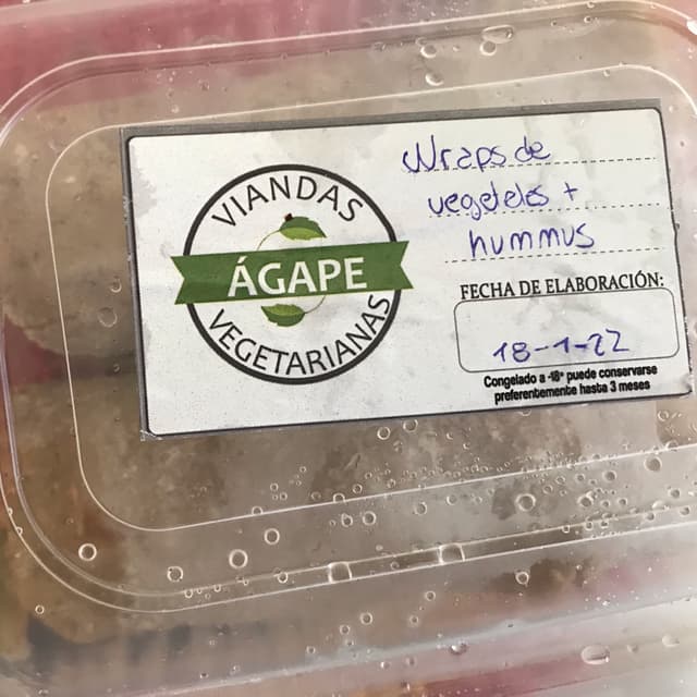 Photo of the dish “Wraps de Vegetales con Humus”