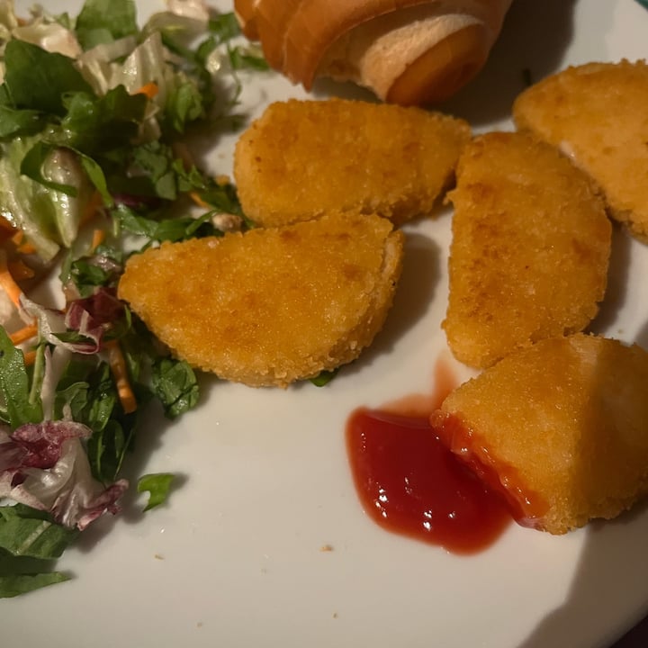 photo of Garden Gourmet Nuggets di Soia shared by @azzuuu on  31 Oct 2022 - review