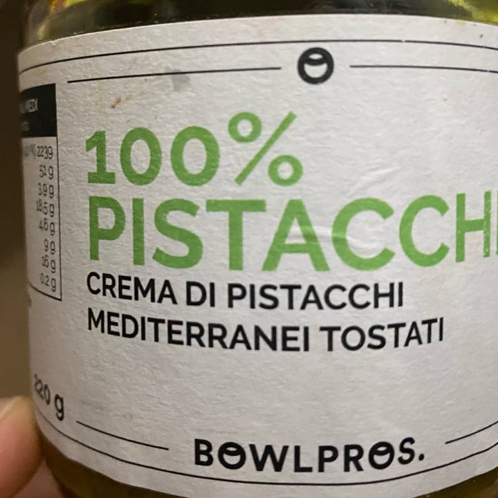 photo of Bowlpros Crema di pistacchi shared by @nita1007 on  17 Mar 2022 - review