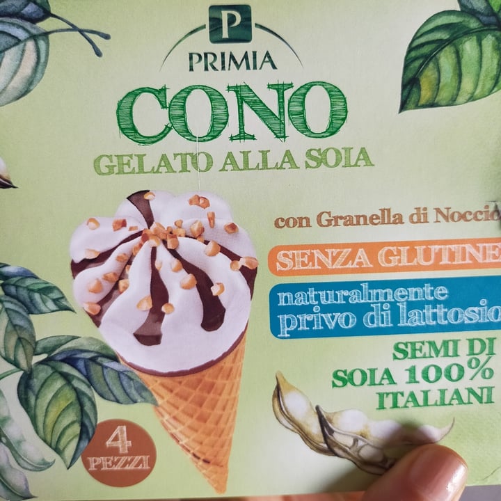 photo of Primia Cono gelato alla soia con granella di nocciole shared by @elisa789 on  28 Jul 2022 - review