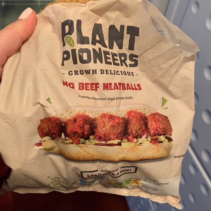 photo of Plant Pioneers Meat Free Meatballs shared by @caitlaver on  16 Apr 2021 - review