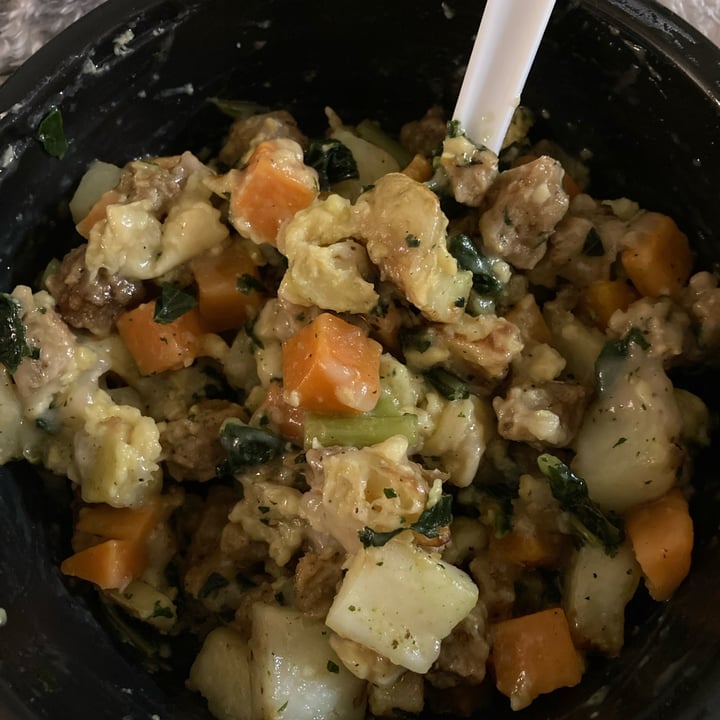 photo of Gardein Saus’age, Potato & Kale Breakfast Bowl shared by @crushinish on  10 Oct 2021 - review