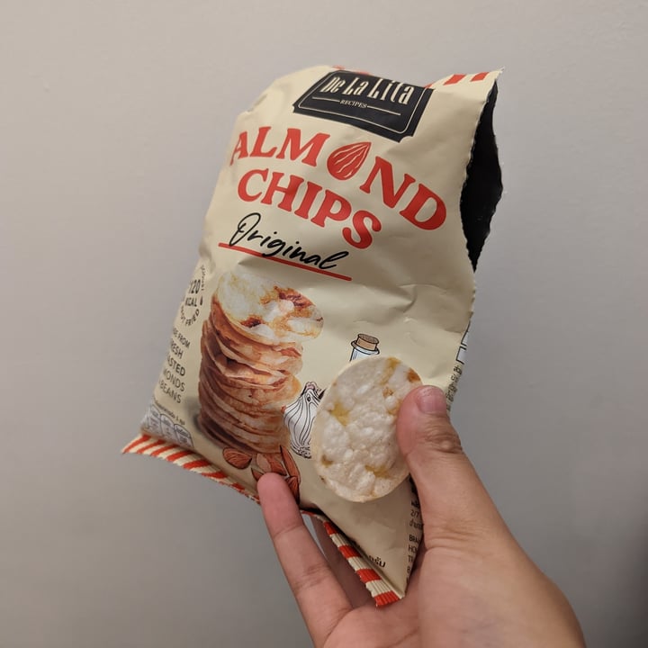 photo of De La Lita Almond Chips Original shared by @nadoose on  04 Nov 2022 - review