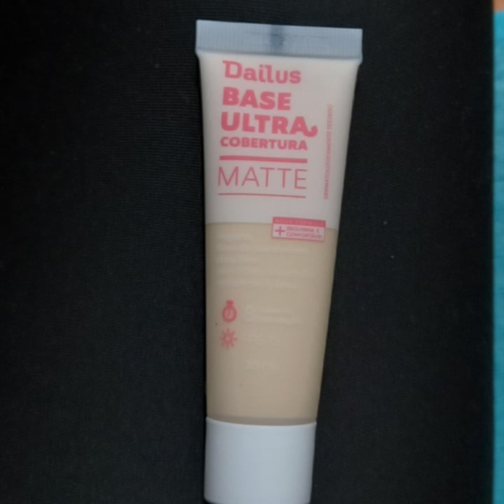 review photo of base para pele Dailus Base Para Pele Dailus shared by @carolsenger on 15 Oct 2022 - review