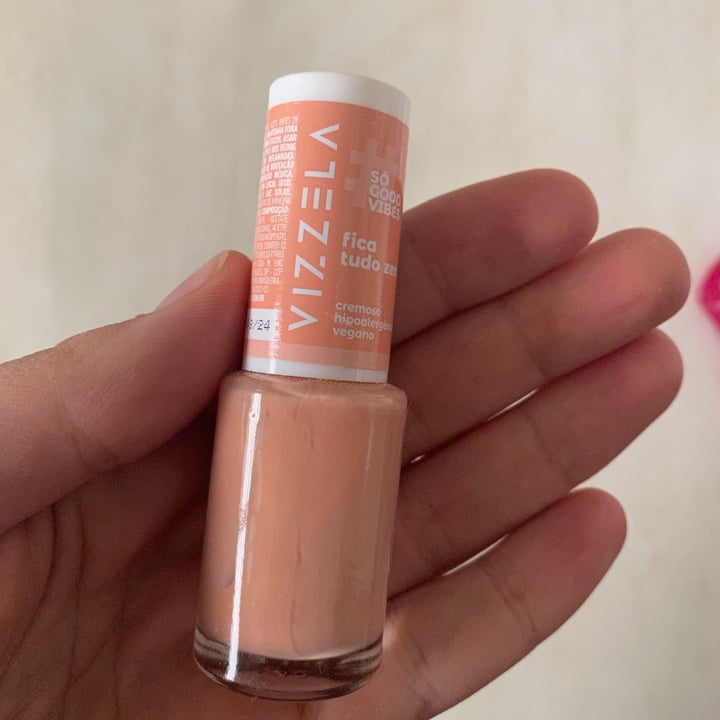review photo of Vizzela Cosméticos Esmaltes shared by @marisalix on 23 Apr 2022 - review