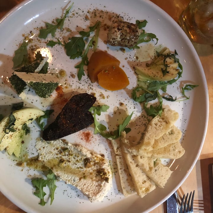 photo of Plant “Cheese” Plate shared by @jnsmith on  28 Jun 2021 - review