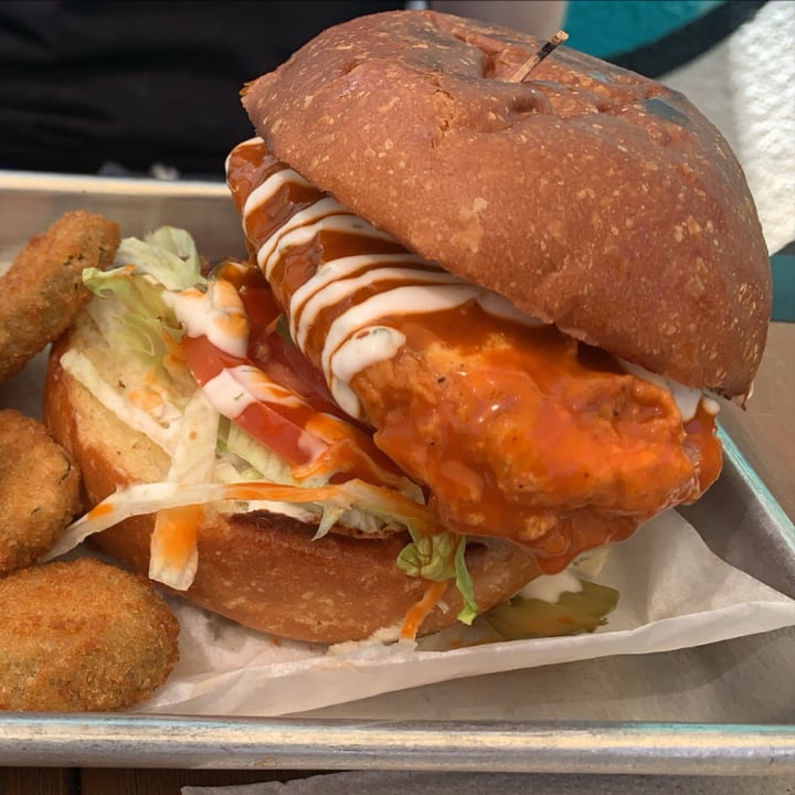 photo of Korny Vibes Buffalo chickn sandwich shared by @atwilley on  24 Mar 2022 - review