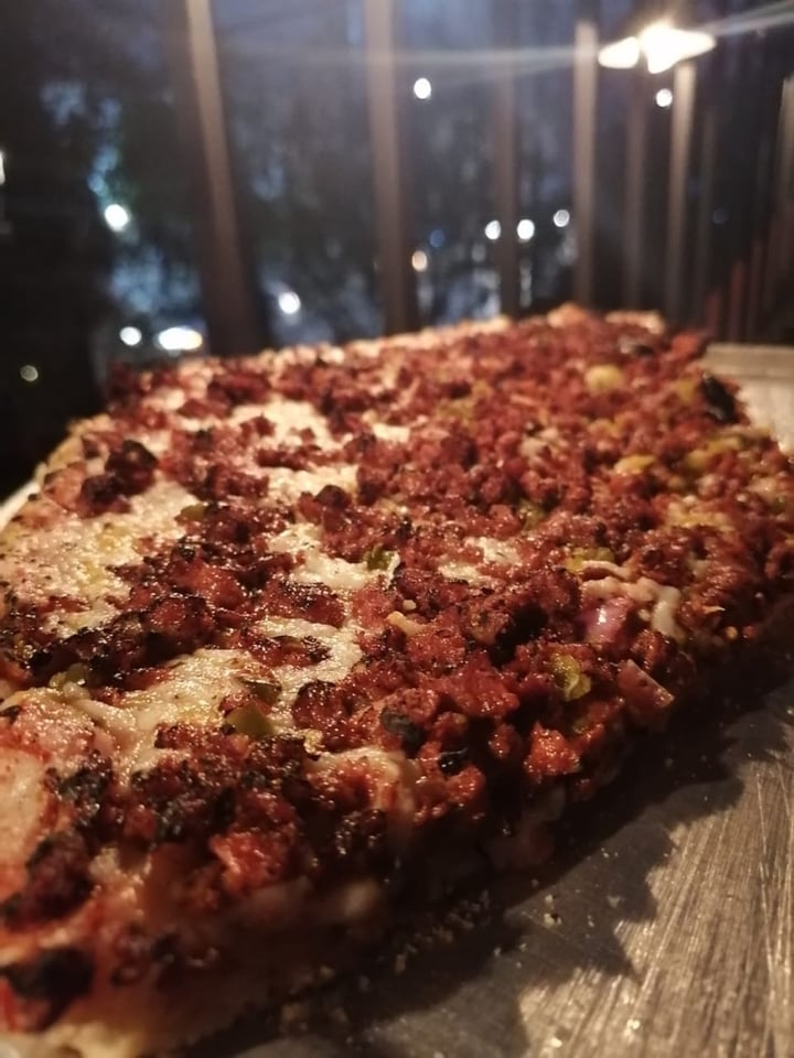 photo of Ixteriolo's Pizza Cheddarella shared by @marianagzzv on  10 Dec 2019 - review