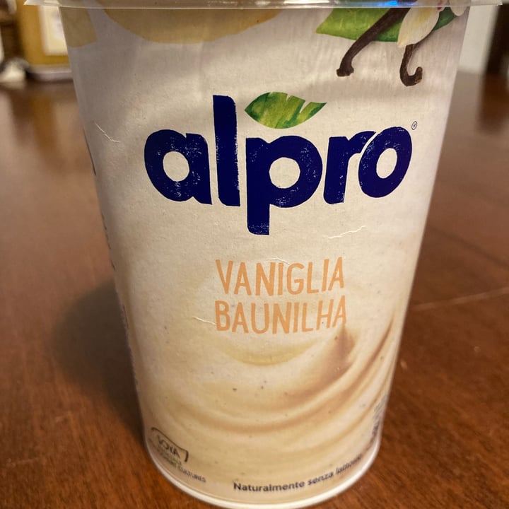 review photo of Alpro Soy Yogurt Vanilla shared by @zazie21 on 12 Mar 2022 - review