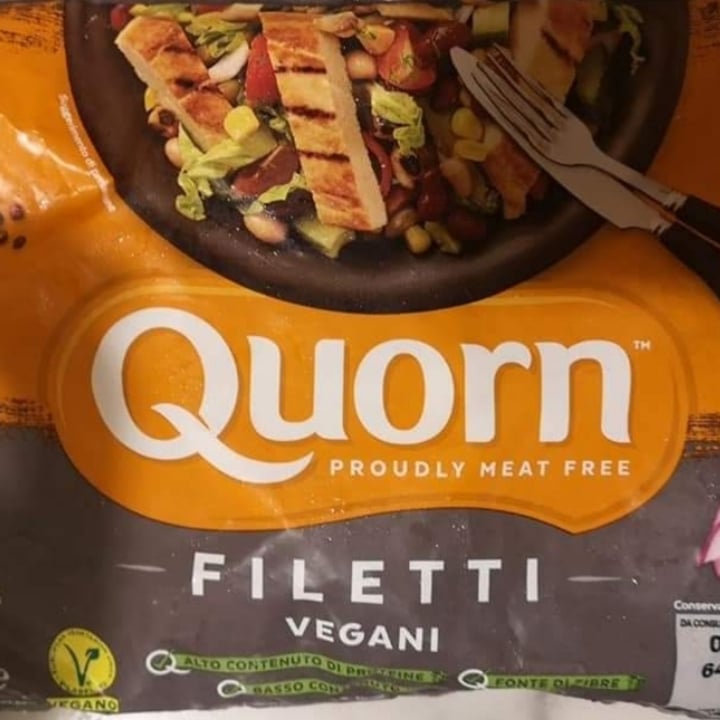 photo of Quorn Crunchy Fillets shared by @mattheww on  15 Aug 2020 - review