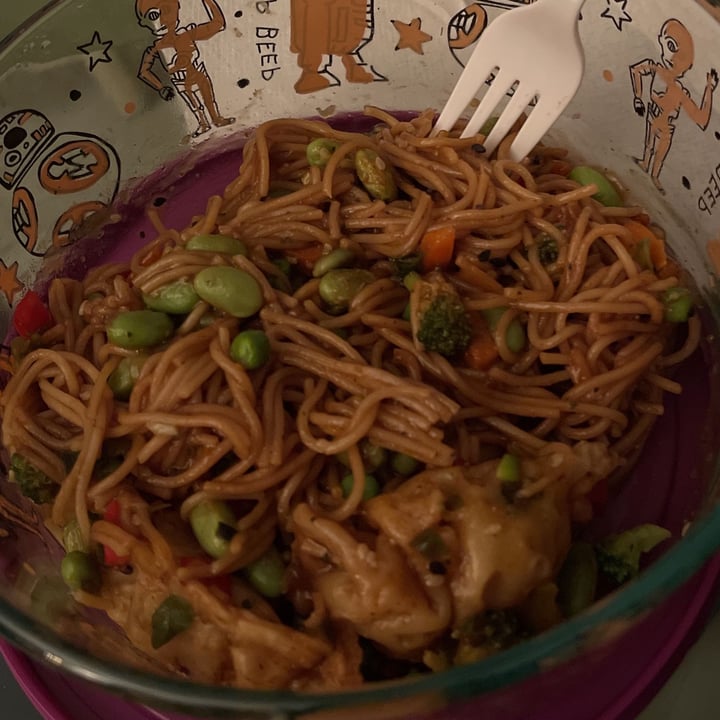 photo of Végane mais pas plate Bowl Of Noodles And Dumplings shared by @veganfoodreview on  16 Nov 2022 - review