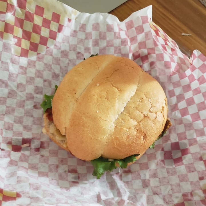 photo of Gorucha's Burger Torta insolente shared by @juliotejeida on  20 Dec 2020 - review
