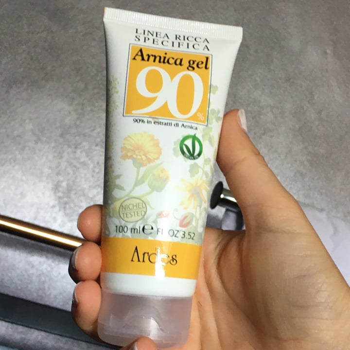 review photo of Ardes Cosmetici Arnica Gel 90% shared by @monicapra on 13 Jul 2022 - review