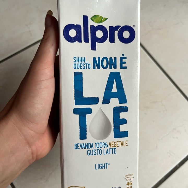 photo of Alpro Shhh Questo Non È Latte shared by @martina1224 on  15 Dec 2022 - review