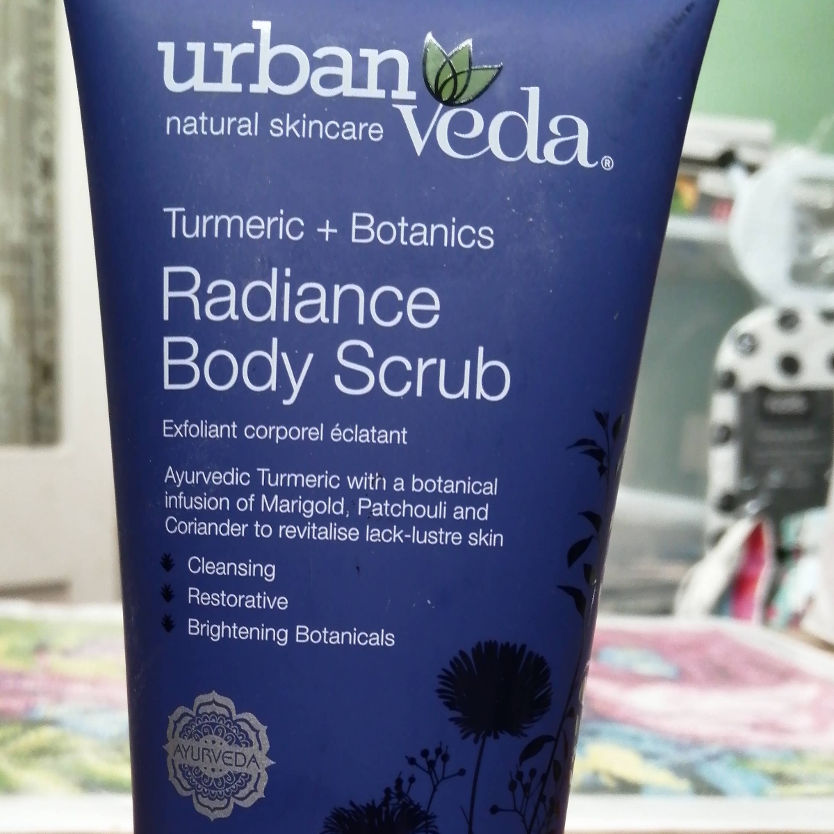 UrbanVeda Radiance Body Scrub Reviews abillion