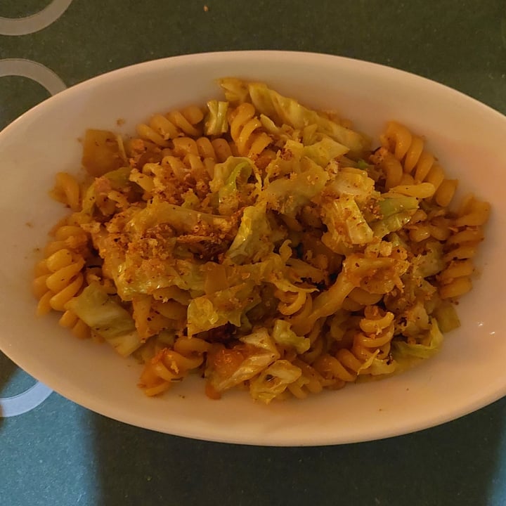 photo of Cibo Ristorante Vegano Fusilli d'inverno con verza shared by @lezdom on  16 Dec 2022 - review