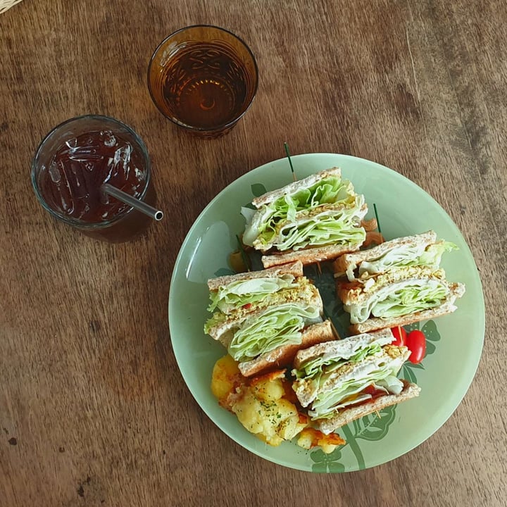 photo of Bonita Cafe and Social Club Bonita Club Sandwich shared by @poonyboy on  06 May 2019 - review