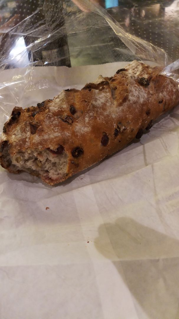 photo of Marks & Spencer Cranberry and Pecan Bread shared by @zoebelle2504 on  12 Oct 2019 - review