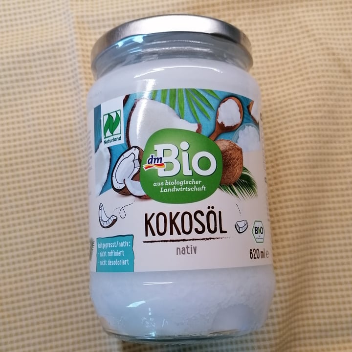 photo of dmBio Biologische kokosolie shared by @carlottina on  13 Apr 2022 - review