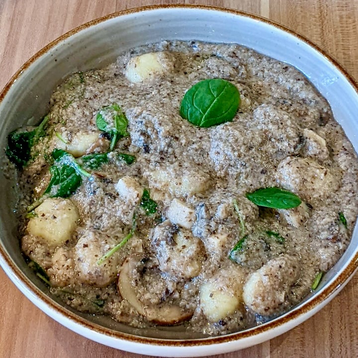 photo of WS Deli Experience Store Truffle Mushroom Gnocchi shared by @xinru-t on  30 Jun 2022 - review